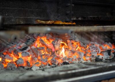 brasas para asar carne