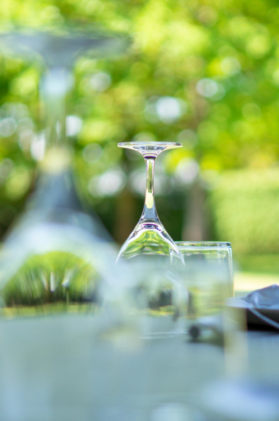 detalle de copas de vino