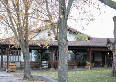 edificio de restaurante asador mutiloa